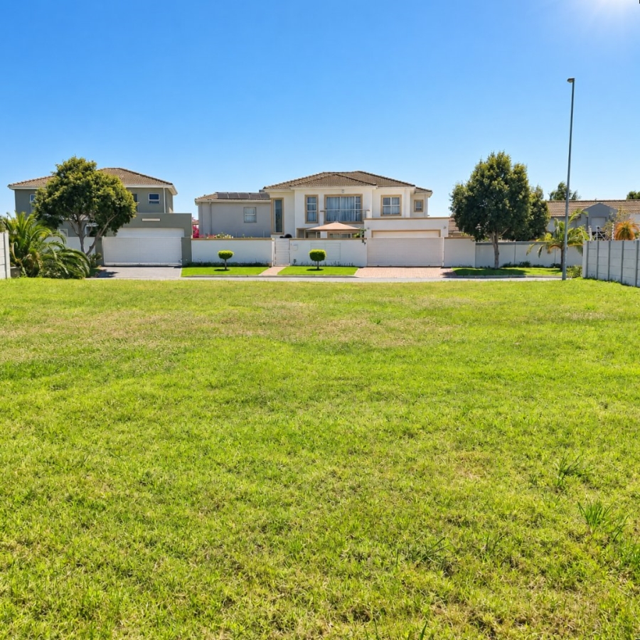  Bedroom Property for Sale in Parklands North Western Cape